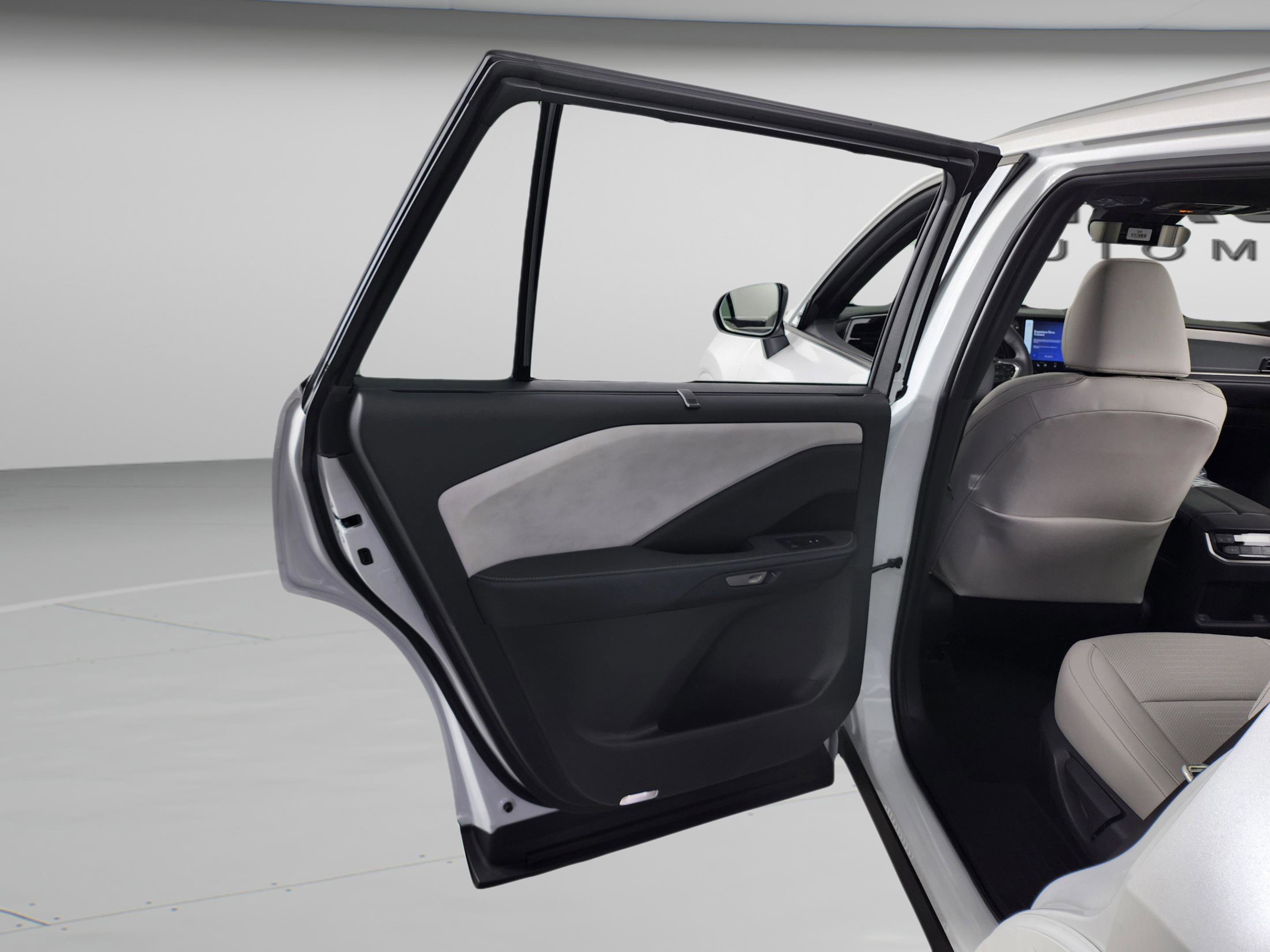 New 2026 Lexus TX 350 AWD image 25