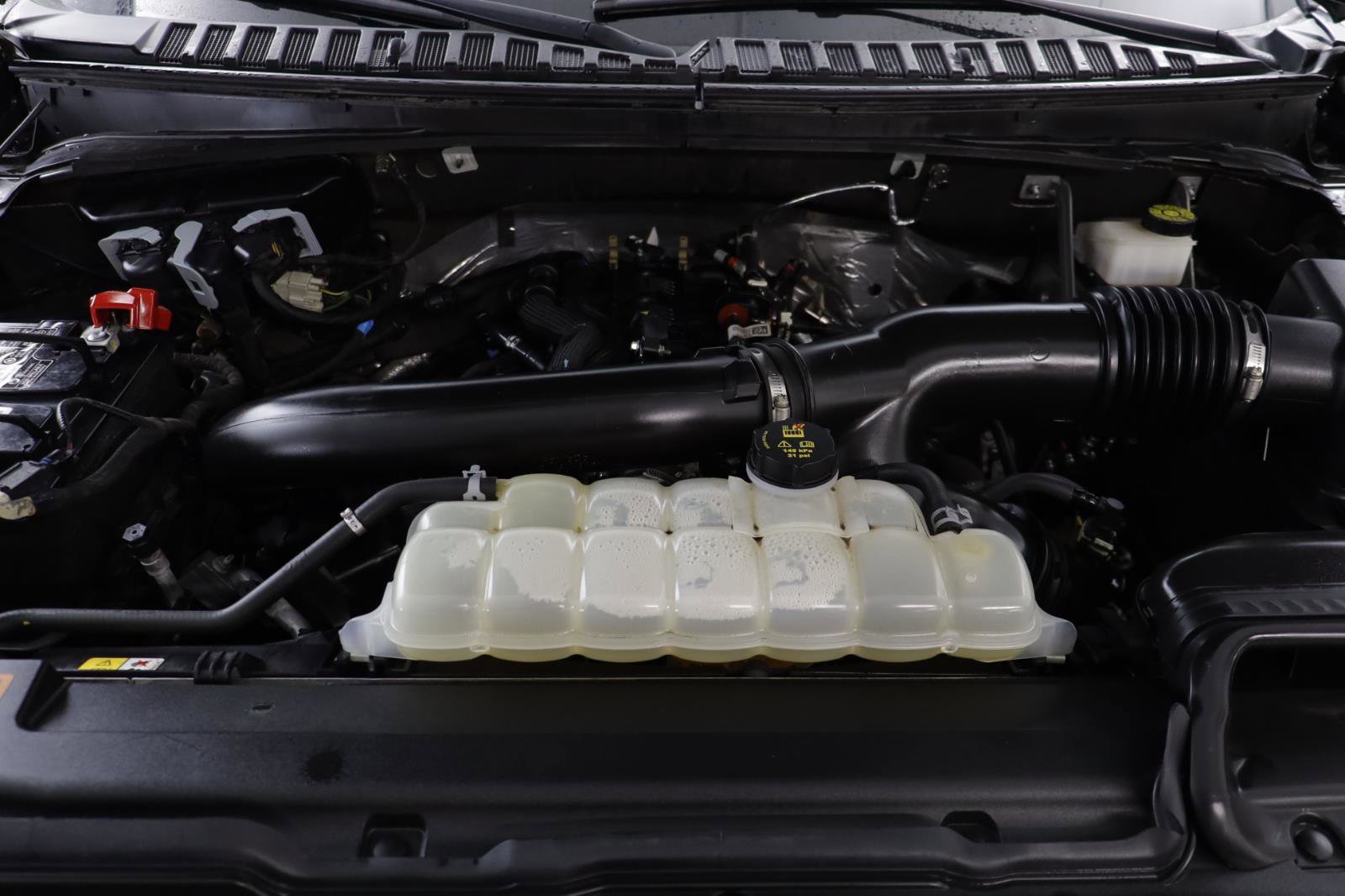 Used 2024 Ford Expedition Max XLT image 23