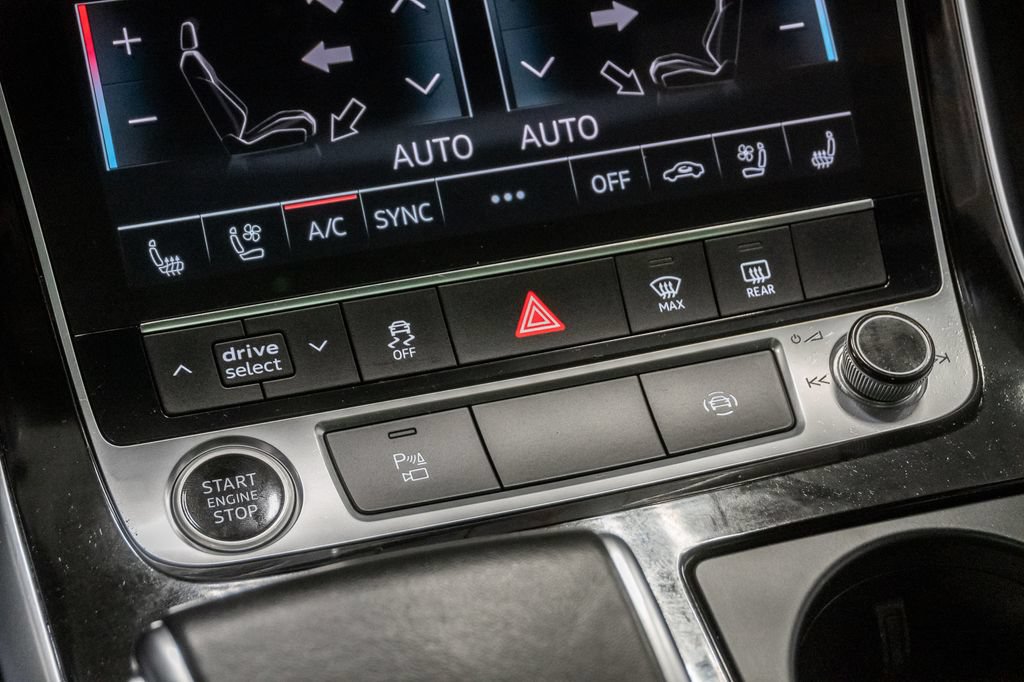 Used 2022 Audi Q8 Premium Plus AWD/4WD image 24