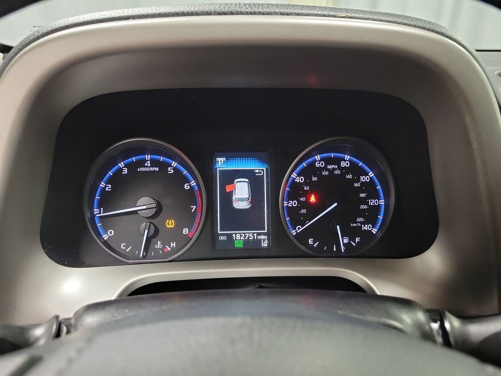 Used 2017 Toyota RAV4 LE w/ All Weather Liner Package AWD/4WD image 25