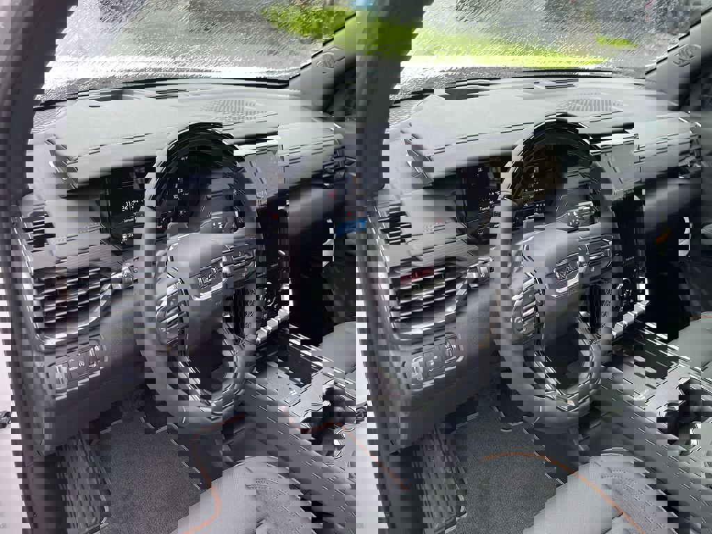 New 2026 GMC Acadia AT4 w/ Super Cruise Package image 10