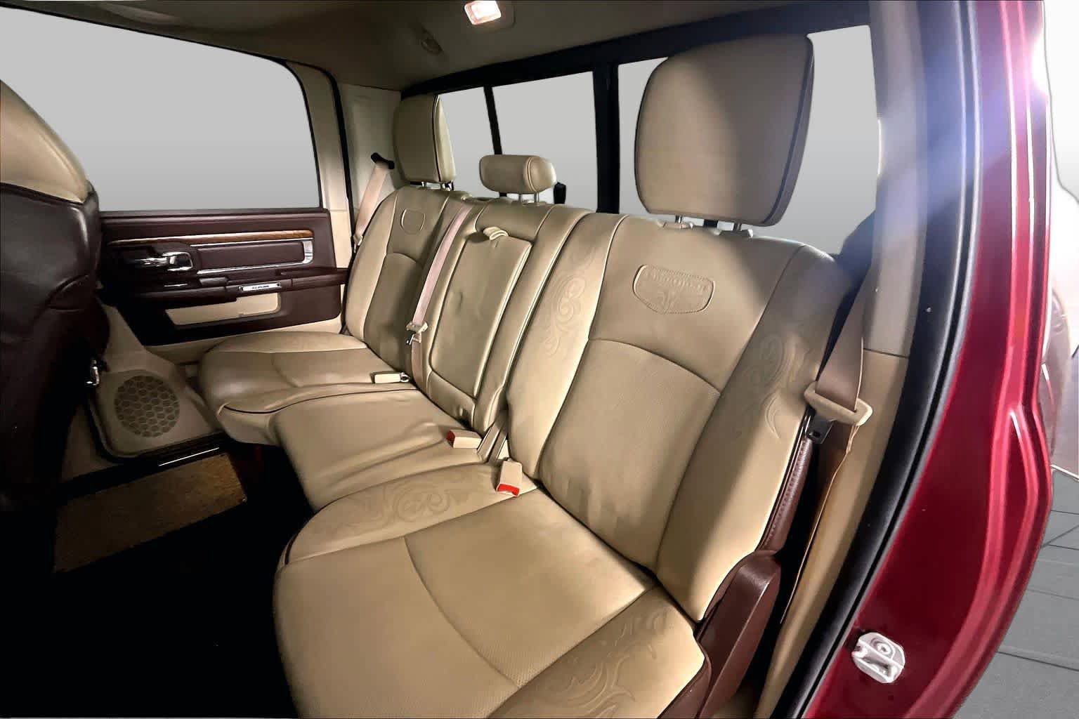 Used 2018 RAM 1500 Laramie Longhorn w/ Longhorn Southfork Package AWD/4WD image 19