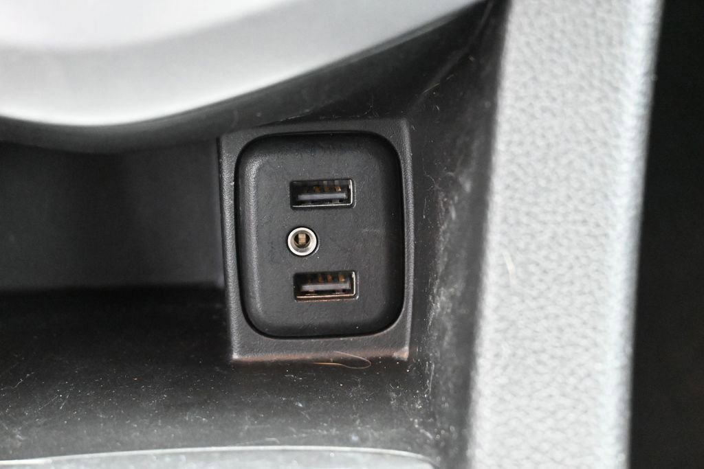 Used 2020 Chevrolet Sonic LT w/ Convenience Package FWD image 24