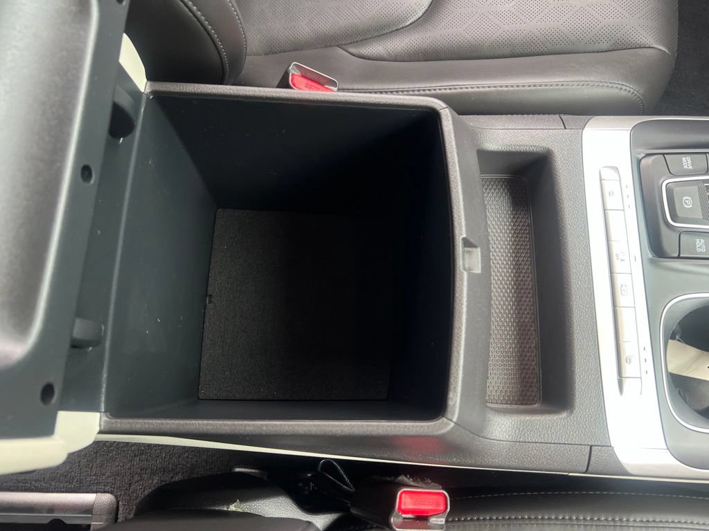 Certified 2022 Kia Carnival LX FWD image 22