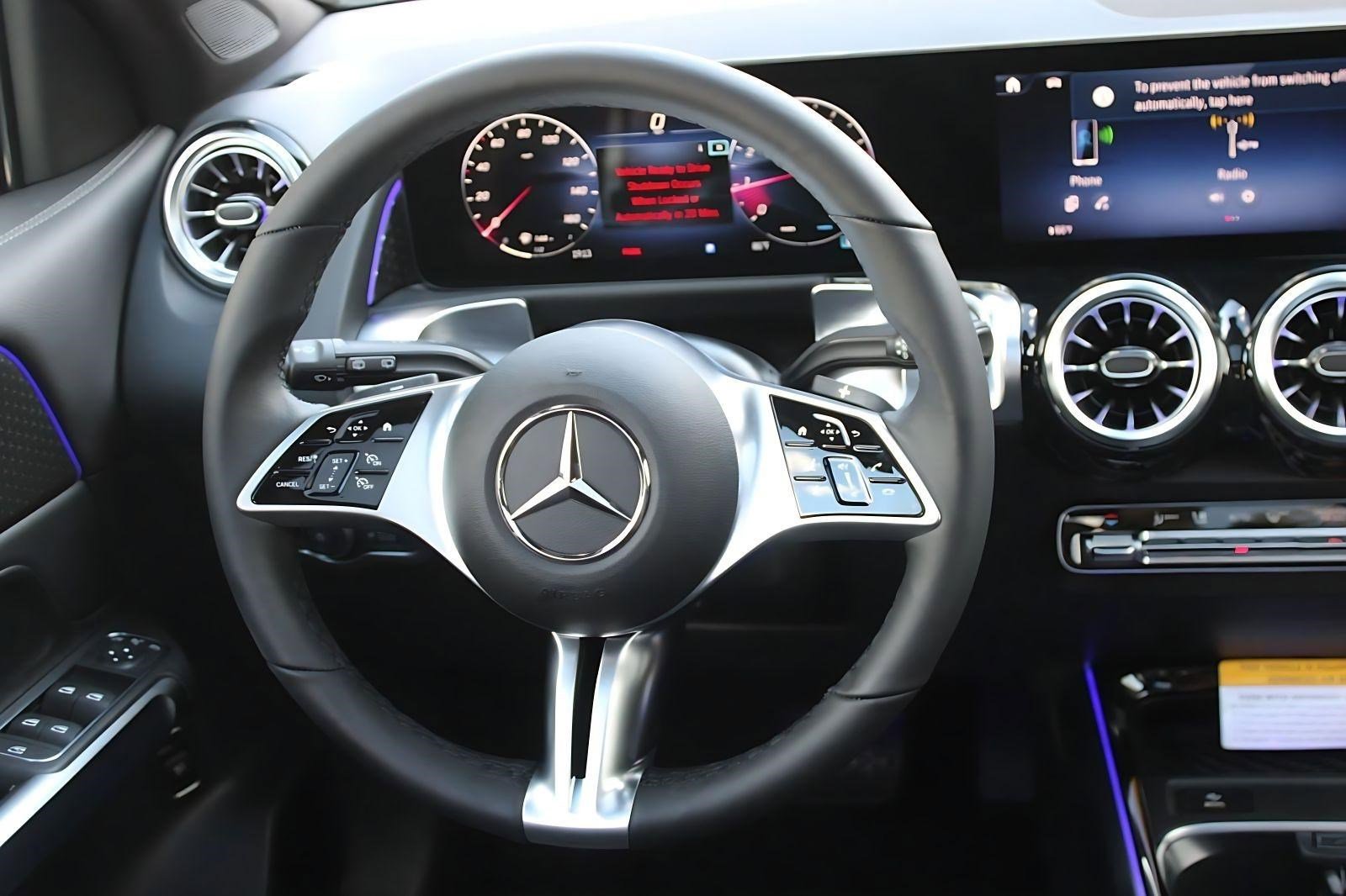 New 2026 Mercedes-Benz GLB 250 image 17