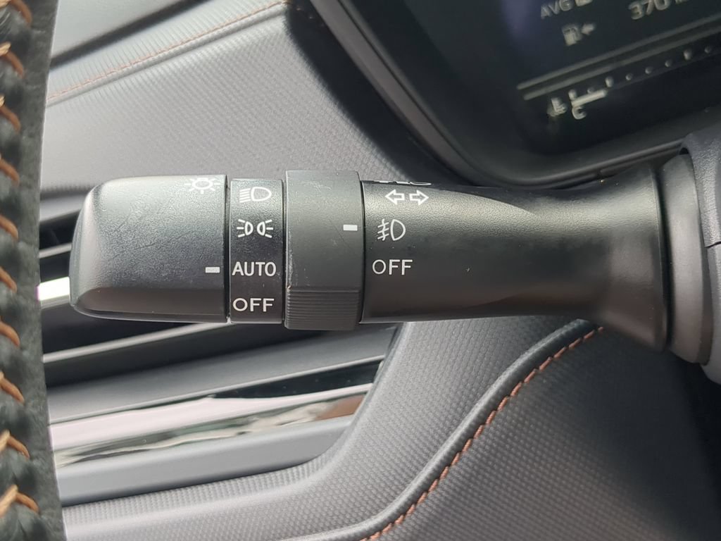 Certified 2025 Subaru Forester Touring AWD/4WD image 28