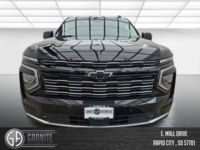 Used 2025 Chevrolet Tahoe High Country AWD/4WD image 8