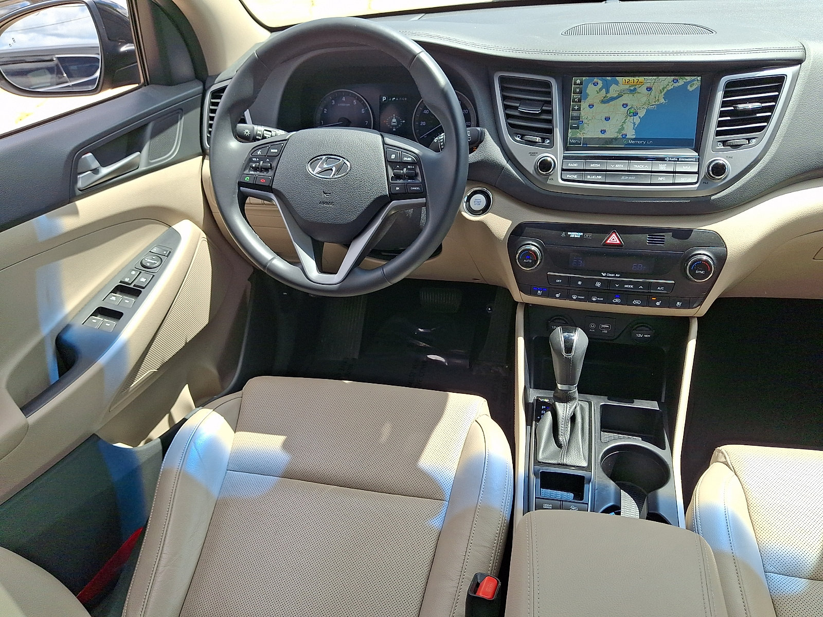 Used 2016 Hyundai Tucson Limited w/ Option Group 03 AWD/4WD image 14