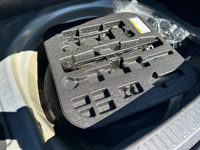 Used 2021 Toyota Corolla SE image 26