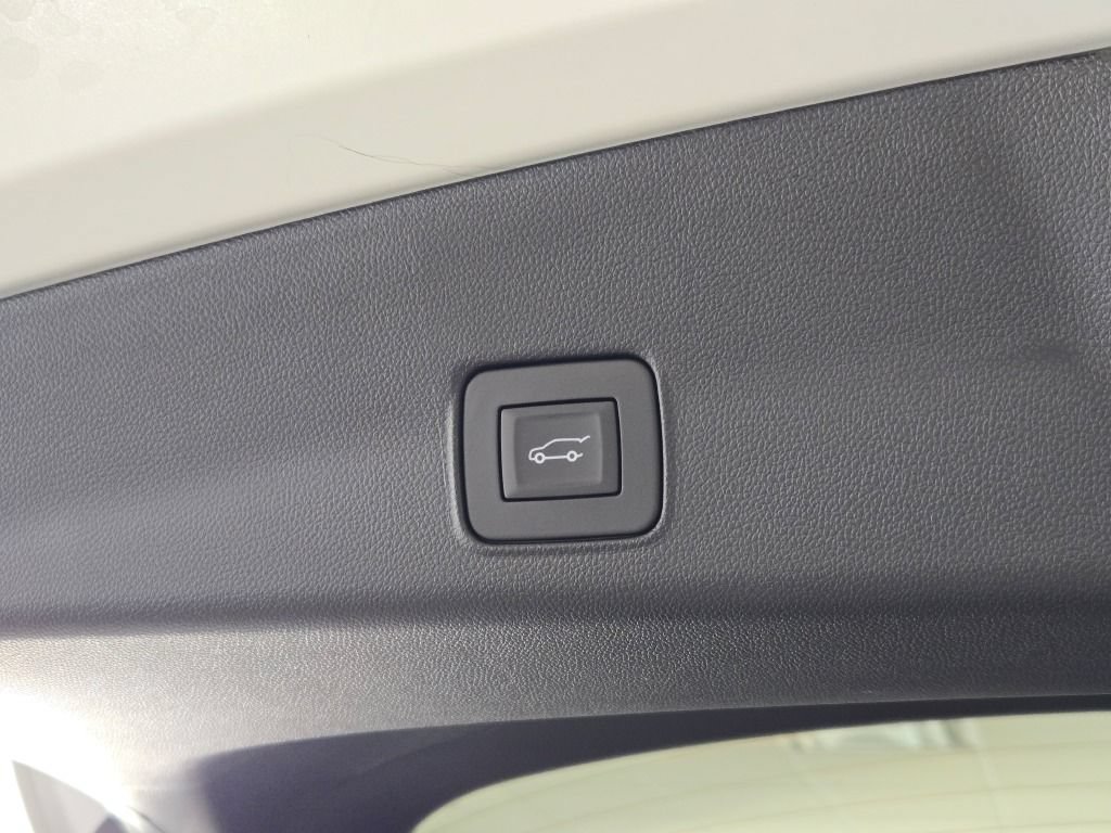 New 2026 Chevrolet TrailBlazer LT w/ Convenience Package FWD image 12