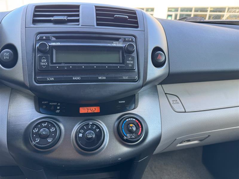 Used 2012 Toyota RAV4 4WD w/ Value Pkg image 23