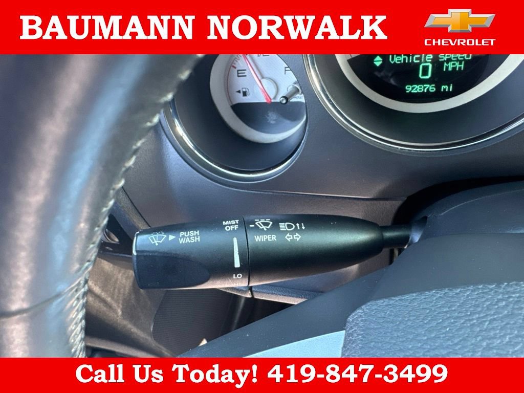 Used 2013 Dodge Challenger SXT RWD image 21