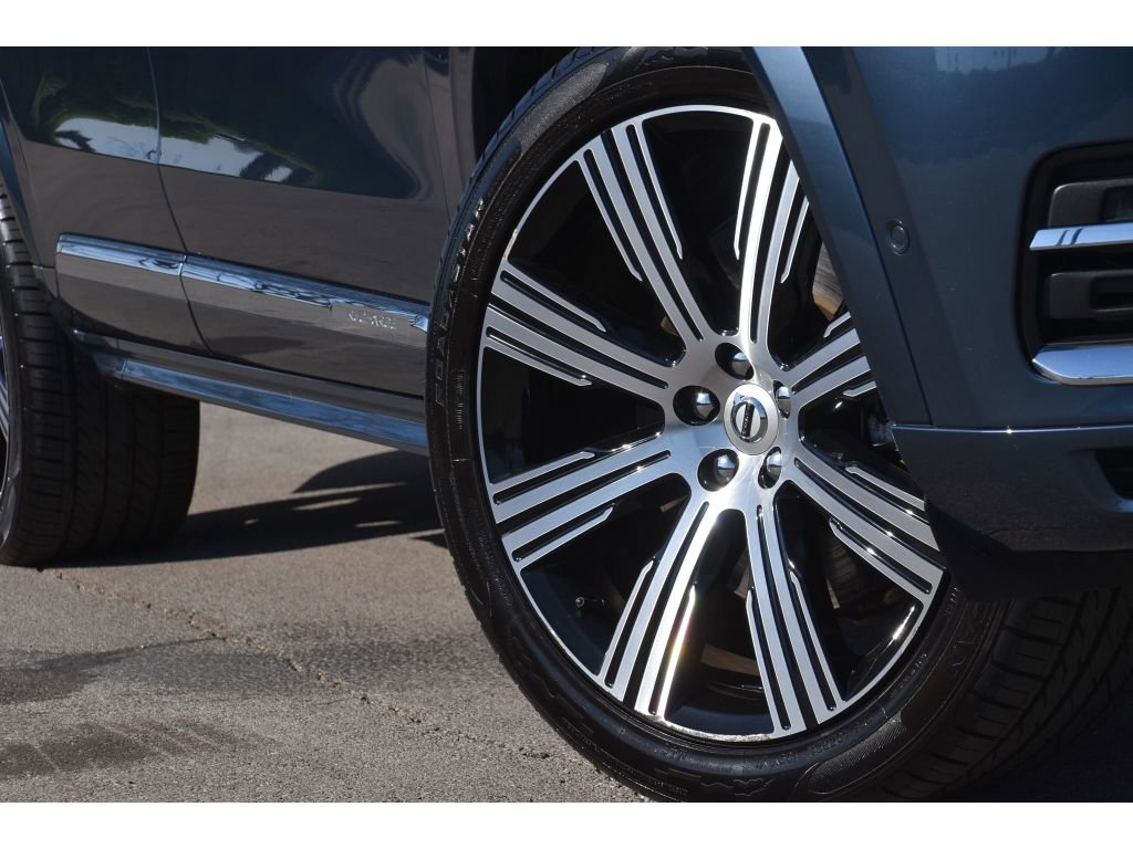 Used 2024 Volvo XC90 T8 Plus w/ Protection Package image 11