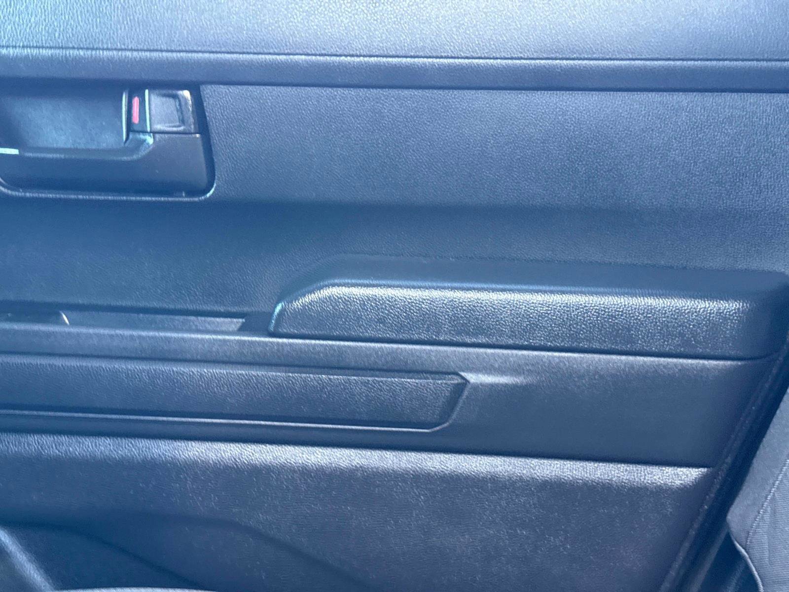 Used 2025 Toyota Tacoma SR image 15