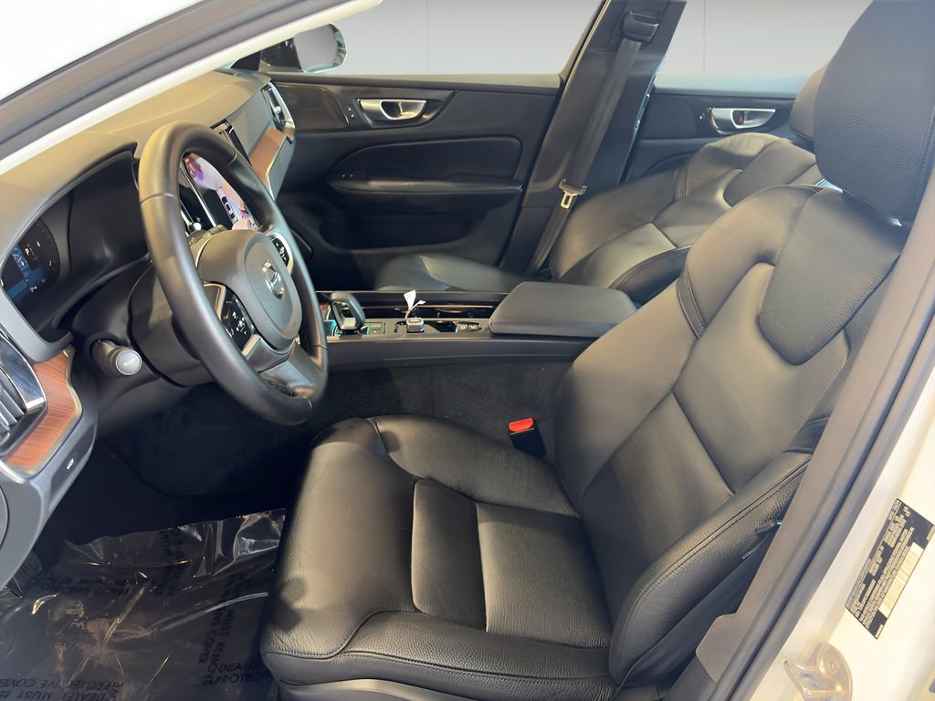 Used 2025 Volvo S60 B5 Plus FWD image 20