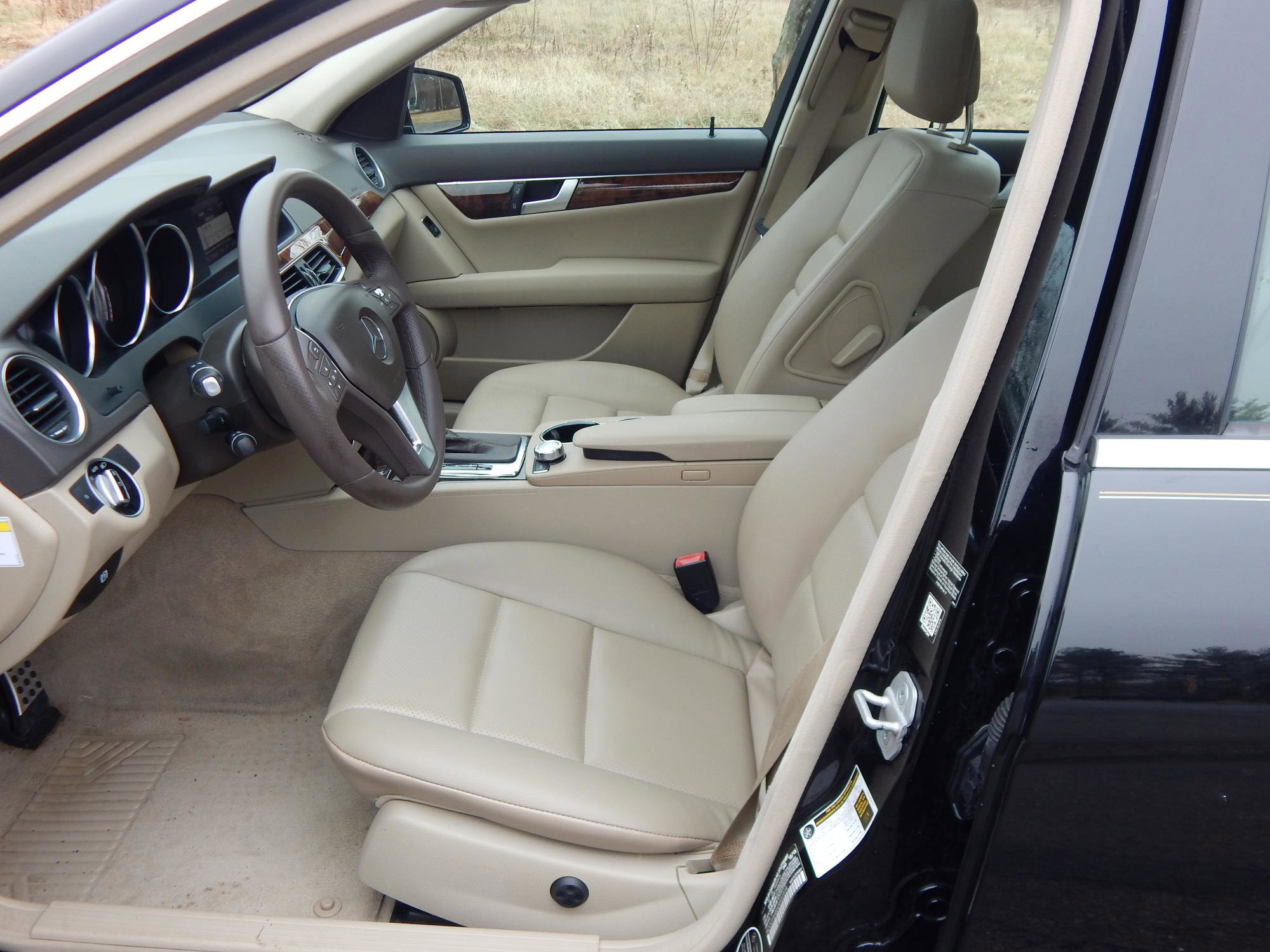 Used 2014 Mercedes-Benz C 300 SEDAN 4-DR image 12