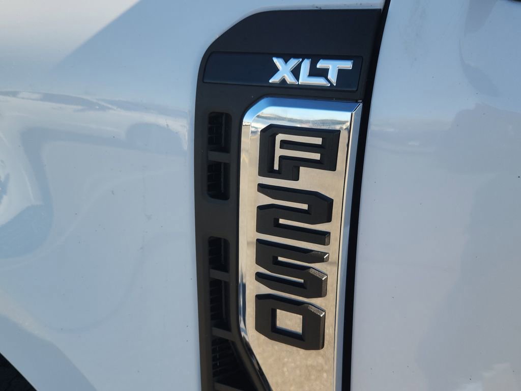 Used 2024 Ford F250 XLT w/ FX4 Off-Road Package image 10