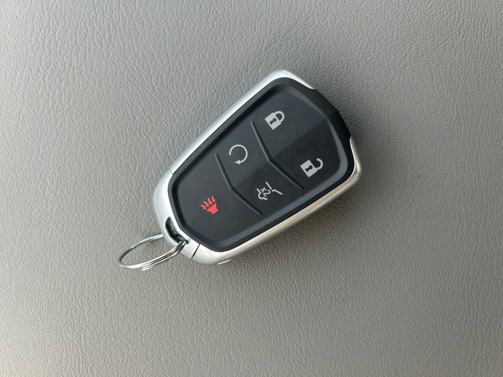 Used 2025 Cadillac XT6 Premium Luxury w/ Technology Package image 33