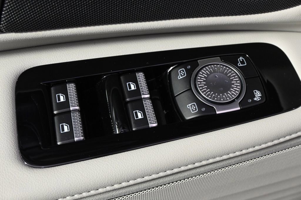 New 2026 Lincoln Nautilus Reserve w/ Jet Appearance Package AWD/4WD image 23