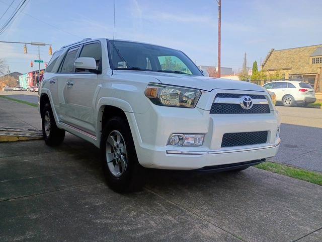 Used 2013 Toyota 4Runner SR5 image 62