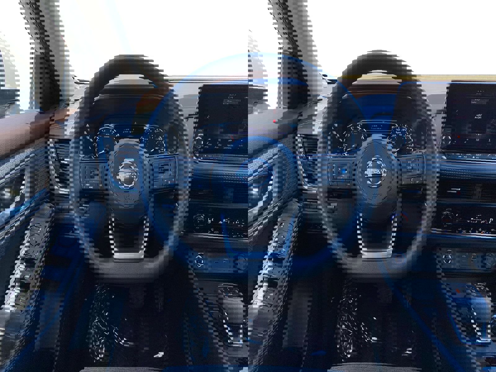 Used 2023 Nissan Rogue SV image 12