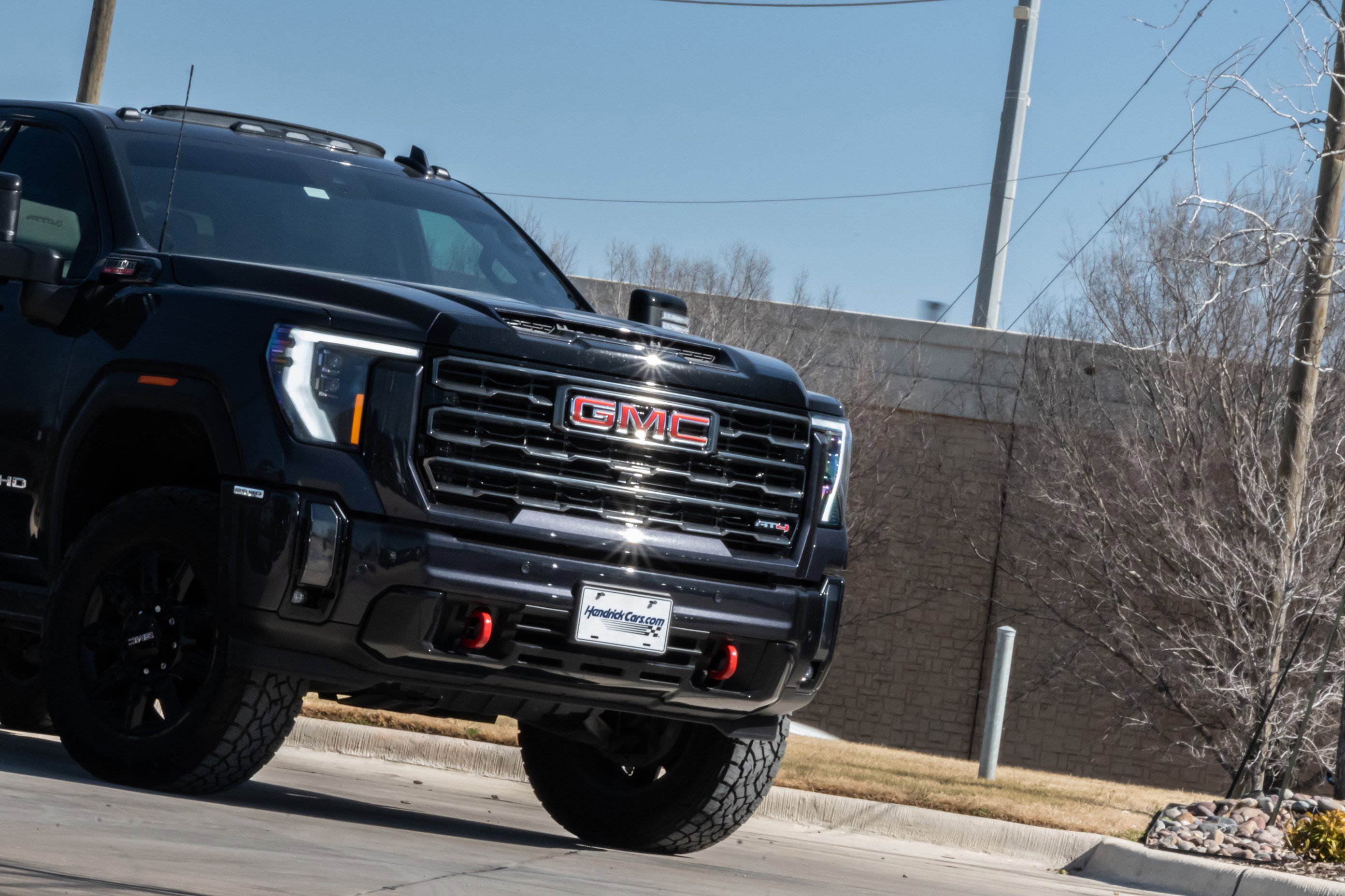 Used 2024 GMC Sierra 2500 AT4 w/ AT4 Premium Plus Package image 5