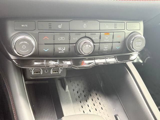 New 2026 Dodge Durango GT w/ Blacktop Package AWD/4WD image 23
