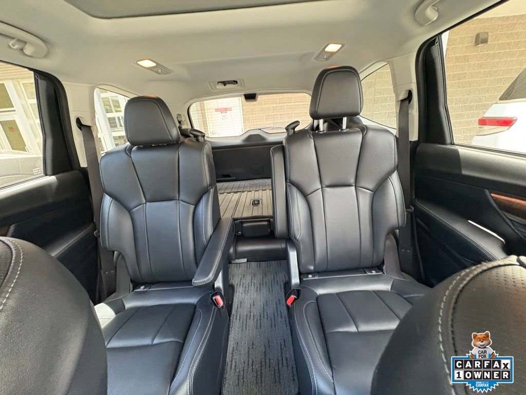 Used 2023 Subaru Ascent Touring AWD/4WD image 6