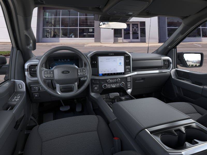 New 2026 Ford F150 XLT w/ XLT Black Appearance Package AWD/4WD image 9