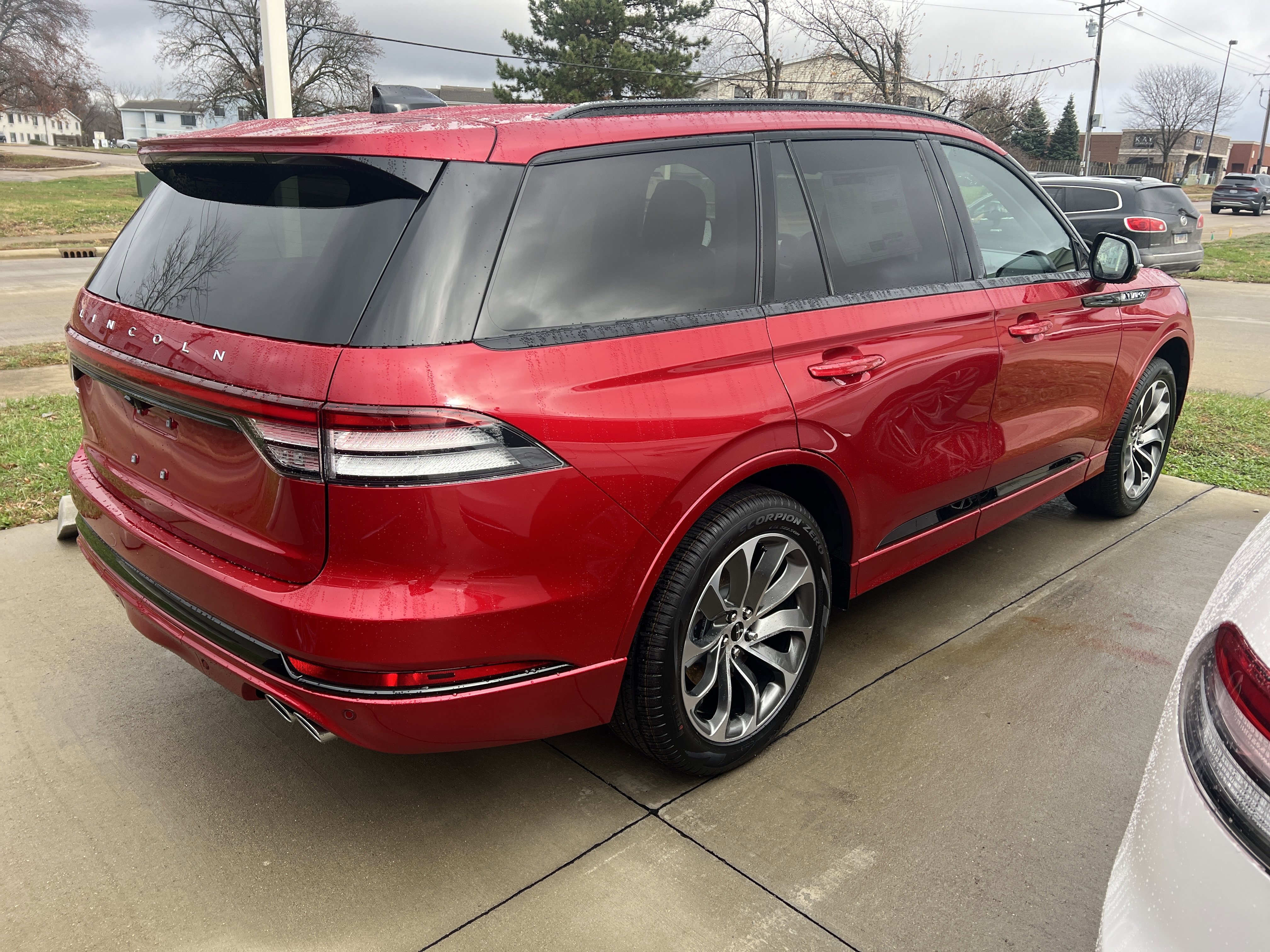 New 2026 Lincoln Aviator AWD image 5