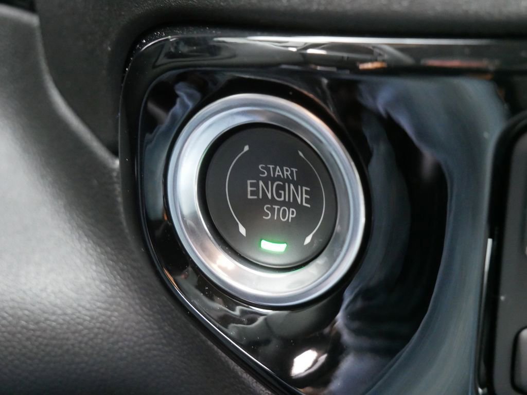 Used 2026 GMC Sierra 3500 SLT w/ SLT Premium Package image 27