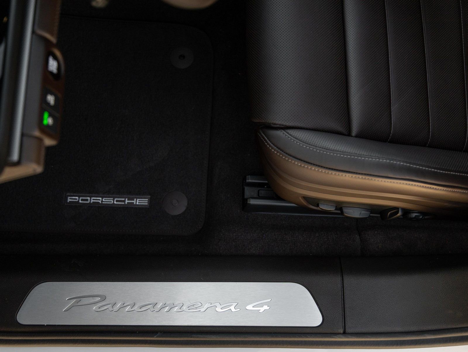 New 2026 Porsche Panamera 4 AWD/4WD image 22