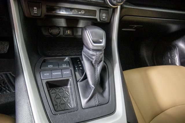 Used 2025 Toyota RAV4 XLE Premium FWD image 21