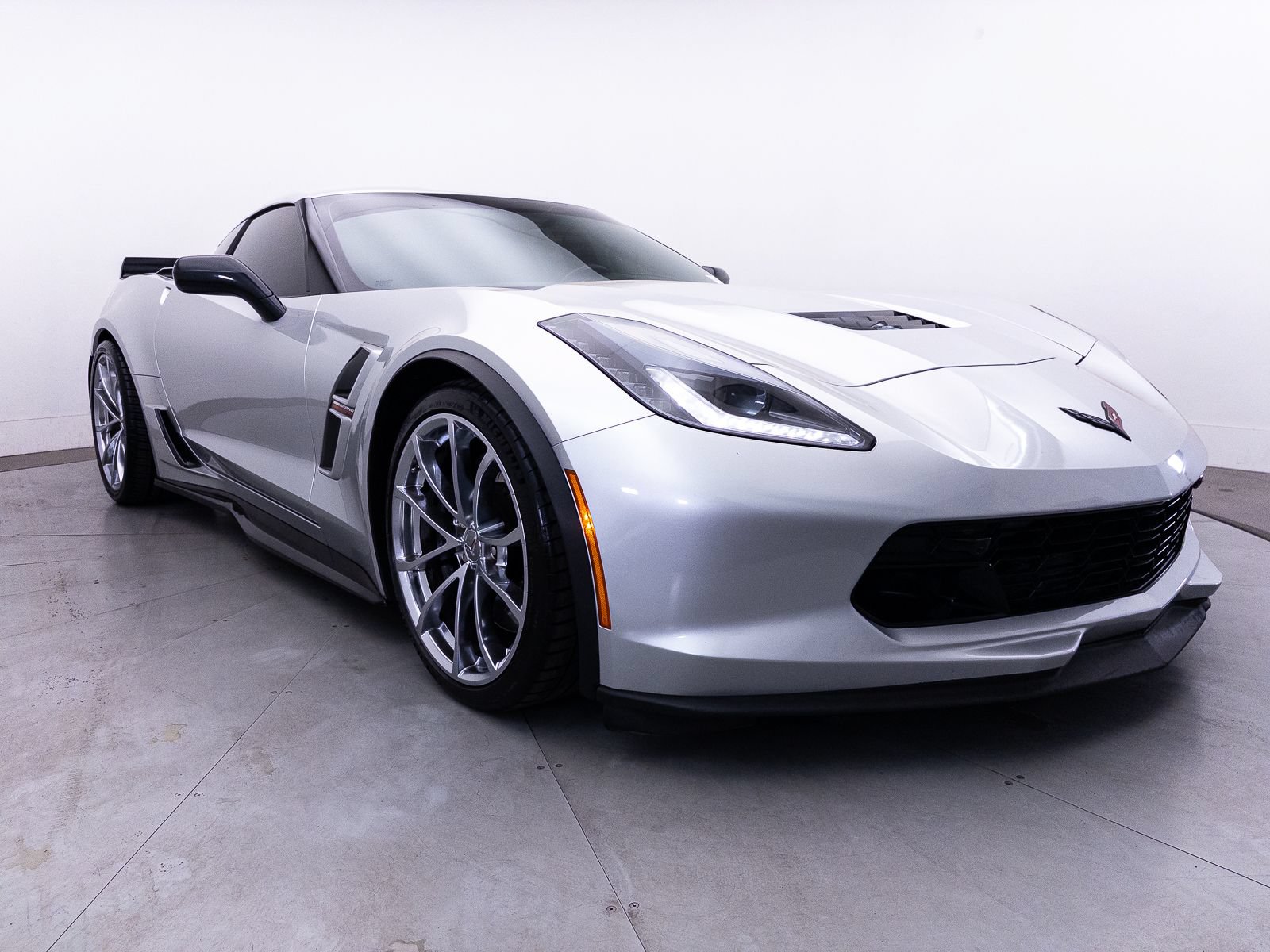 Used 2017 Chevrolet Corvette Grand Sport RWD image 11