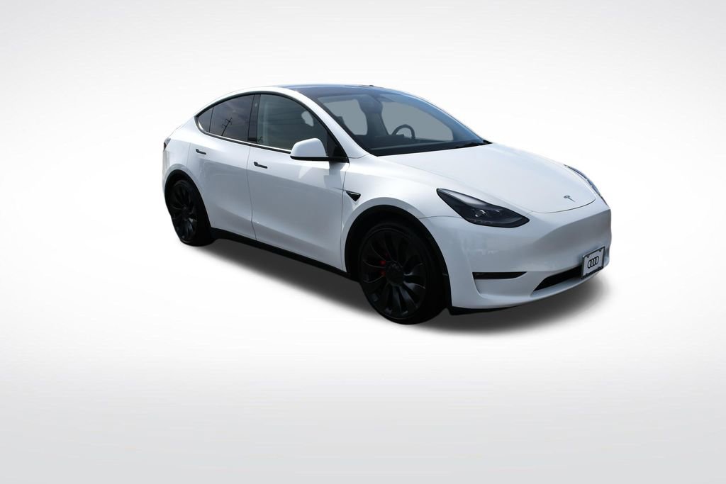 Used 2023 Tesla Model Y Performance AWD/4WD image 10