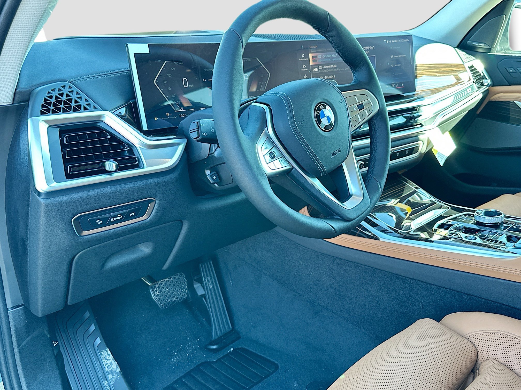 New 2026 BMW X7 xDrive40i w/ Executive Package image 7