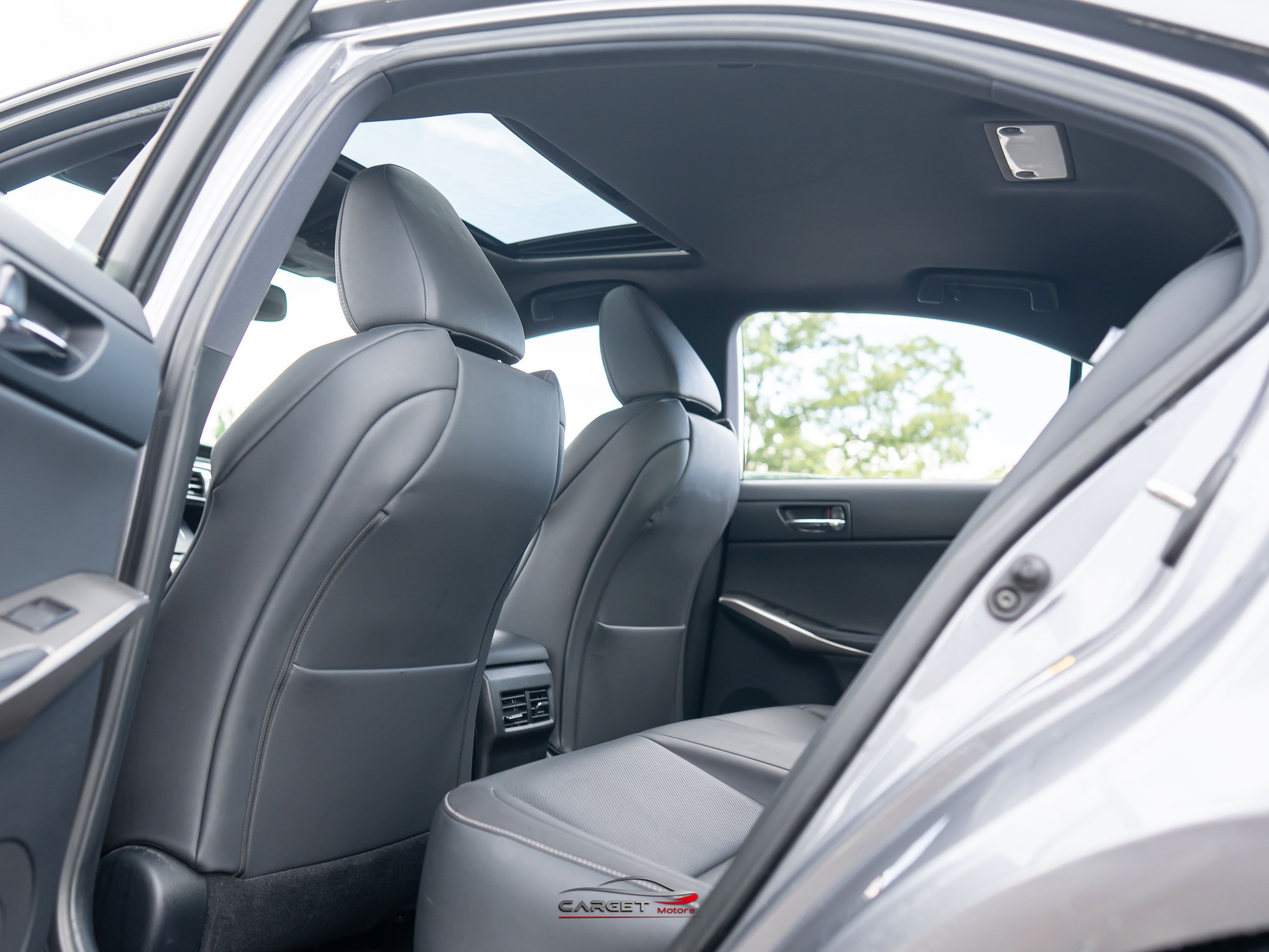 Used 2016 Lexus IS 300 AWD w/ F Sport Package image 21