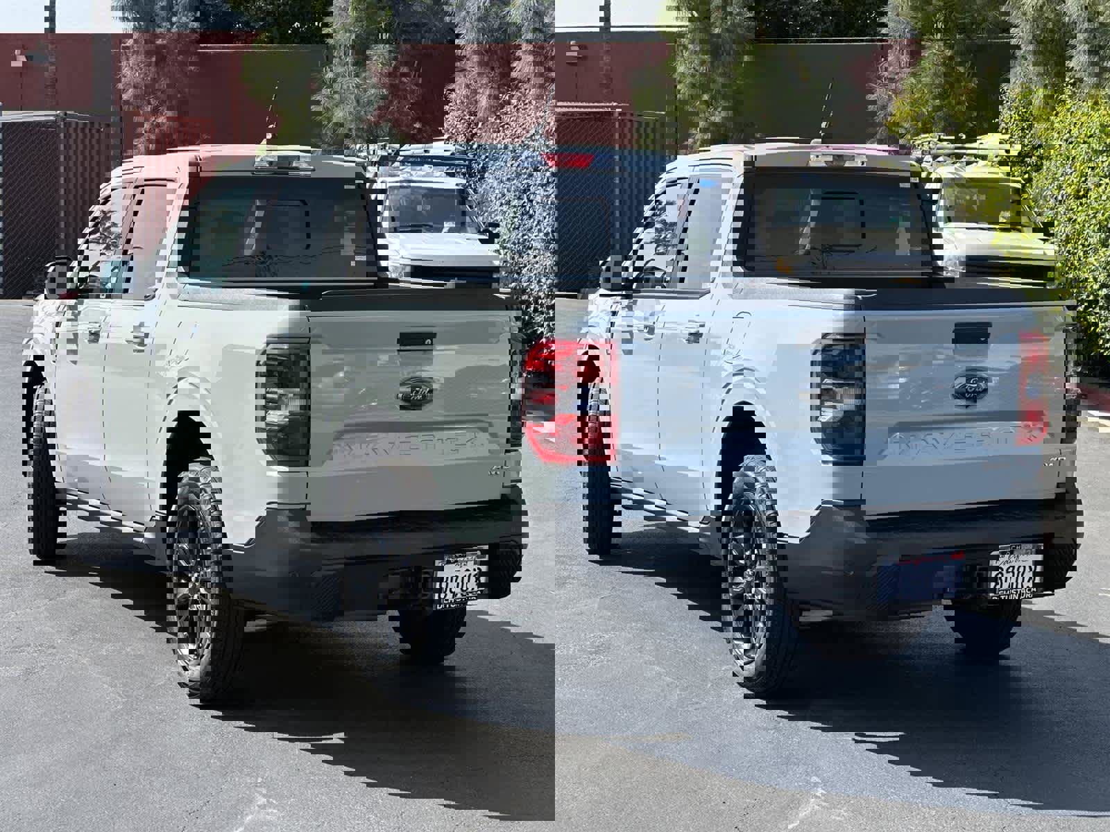 Used 2024 Ford Maverick Lariat w/ Black Appearance Package image 4