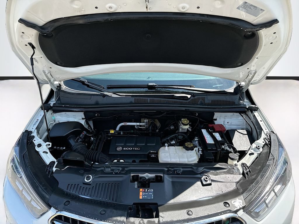 Used 2018 Buick Encore Essence AWD/4WD image 31