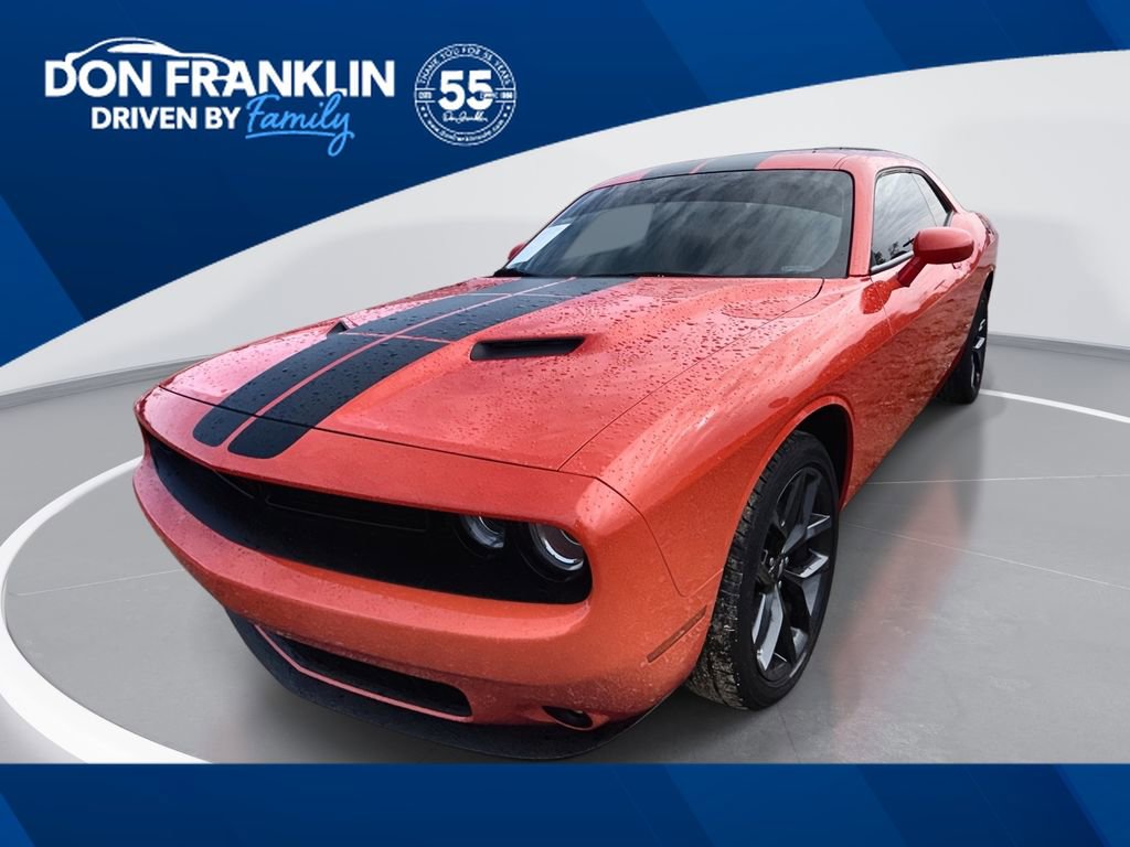 Used 2022 Dodge Challenger SXT w/ Blacktop Package RWD 360° Tour