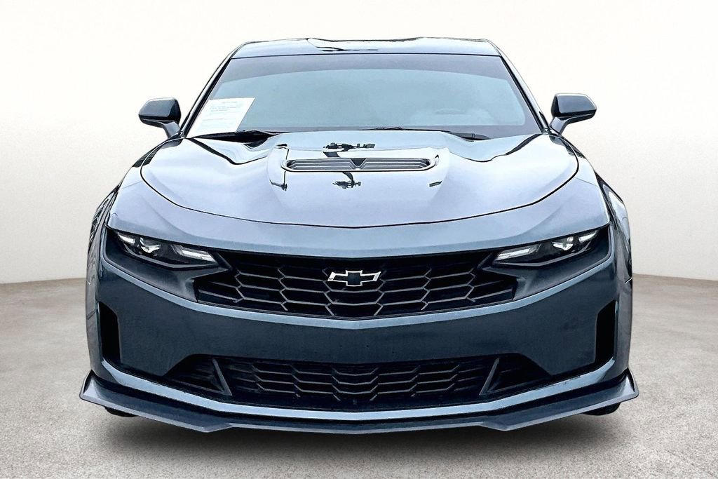 Used 2023 Chevrolet Camaro LT RWD image 5