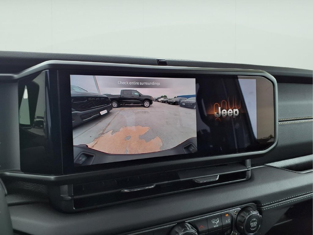New 2026 Jeep Gladiator Sport AWD/4WD image 14
