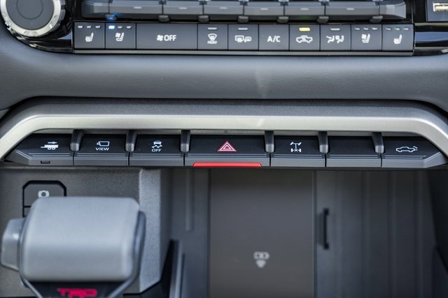 New 2026 Toyota Tundra Platinum w/ TRD Off-Road Package image 24