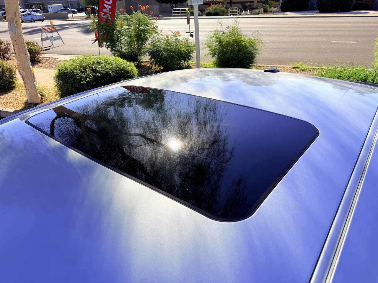 Used 2009 Dodge Challenger SRT8 w/ SRT Option Group II RWD image 9