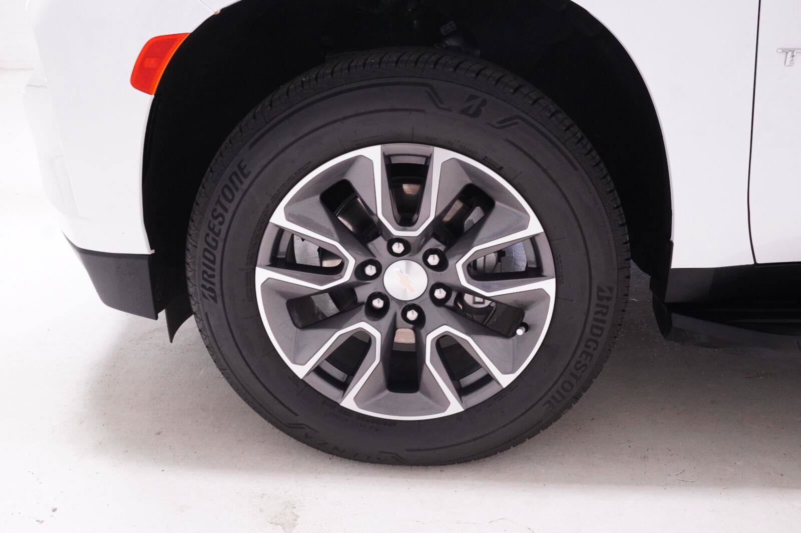 Used 2024 Chevrolet Tahoe LS w/ Driver Alert Package RWD image 34