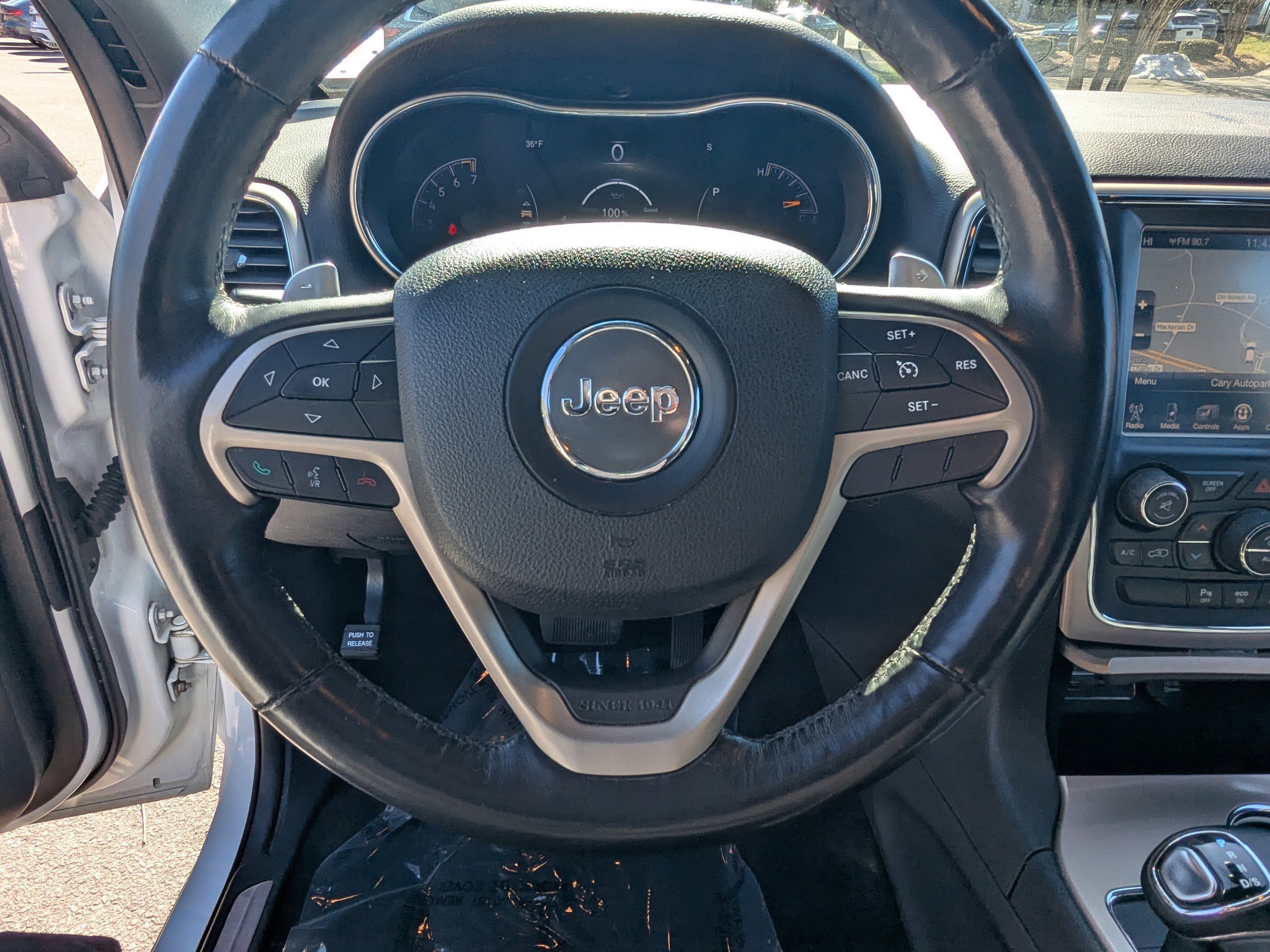 Used 2015 Jeep Grand Cherokee Limited image 19