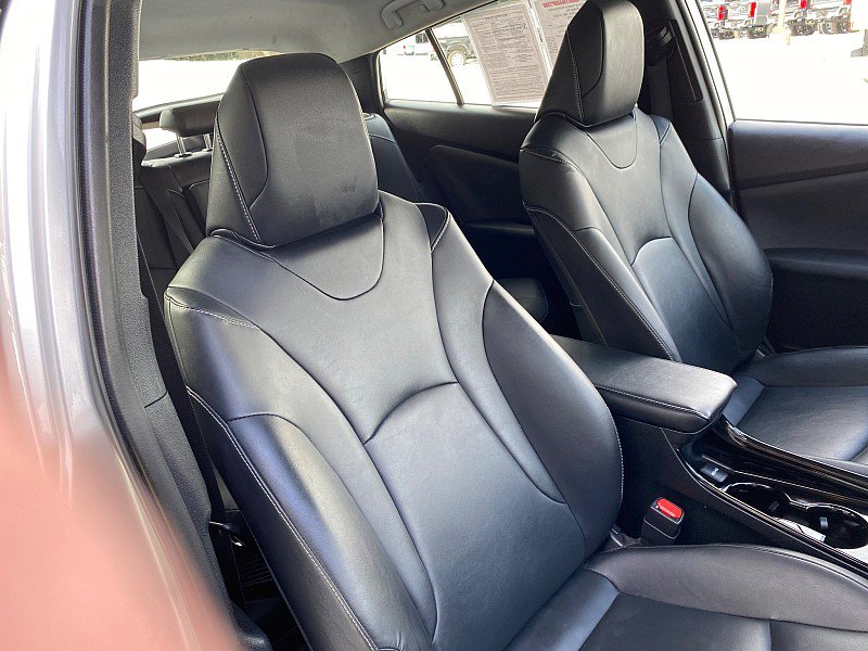 Used 2022 Toyota Prius Prime Limited image 27