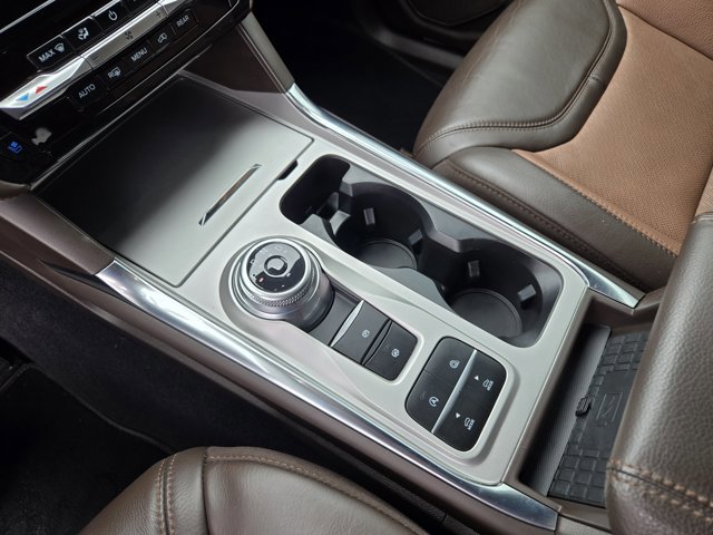 Used 2023 Ford Explorer King Ranch w/ Technology Package image 17