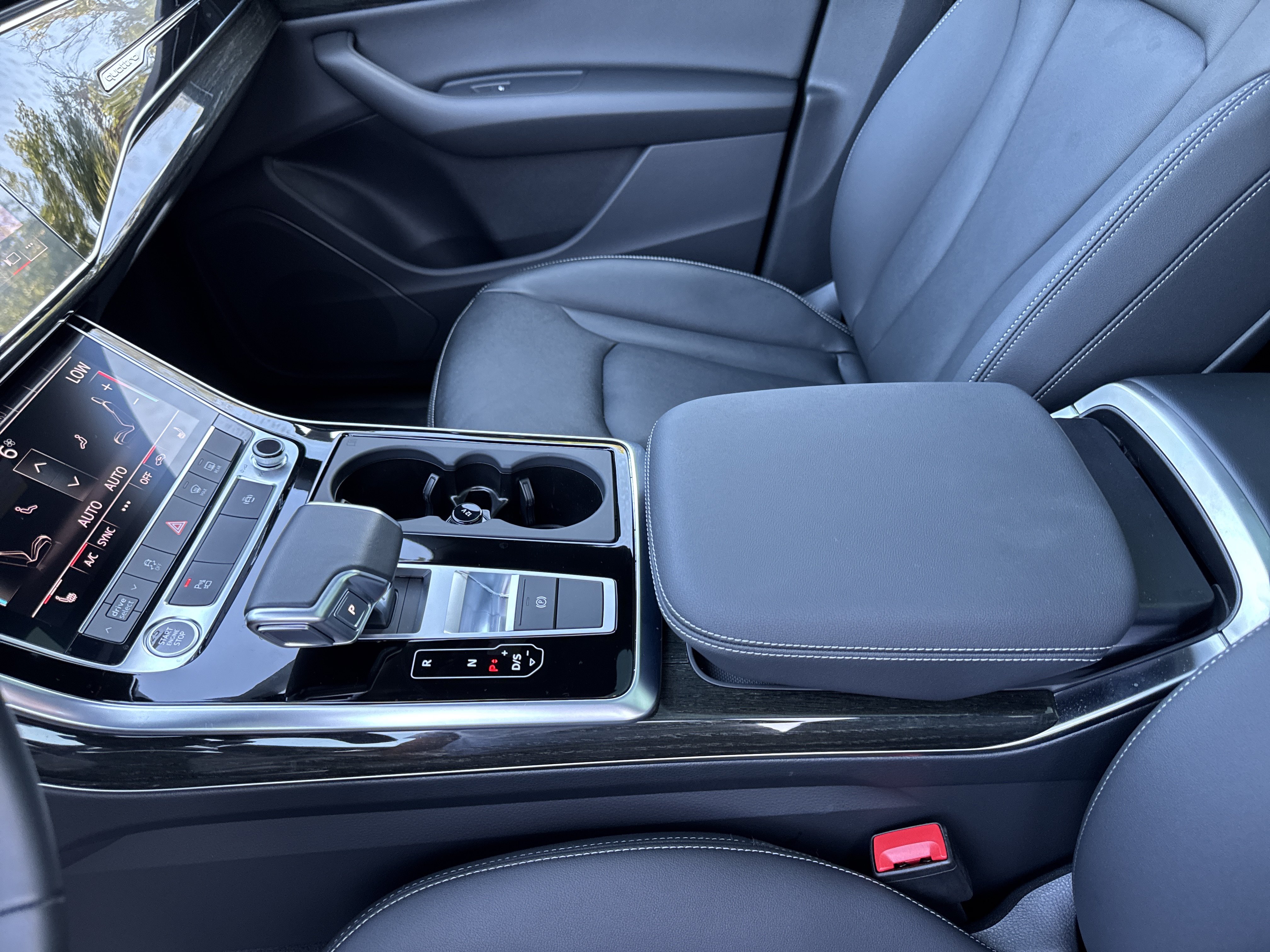 Certified 2025 Audi Q8 Premium AWD/4WD image 21