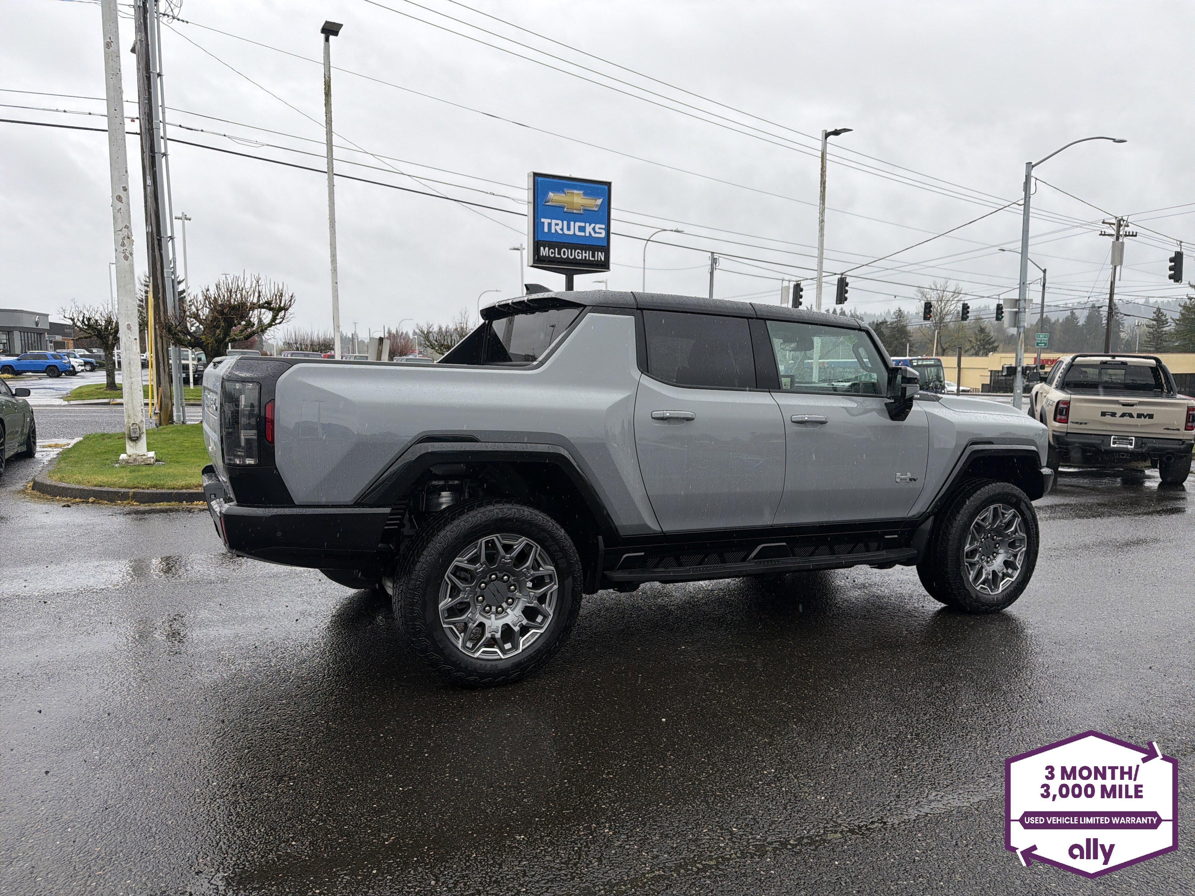 Used 2025 GMC Hummer EV 3X AWD/4WD image 6